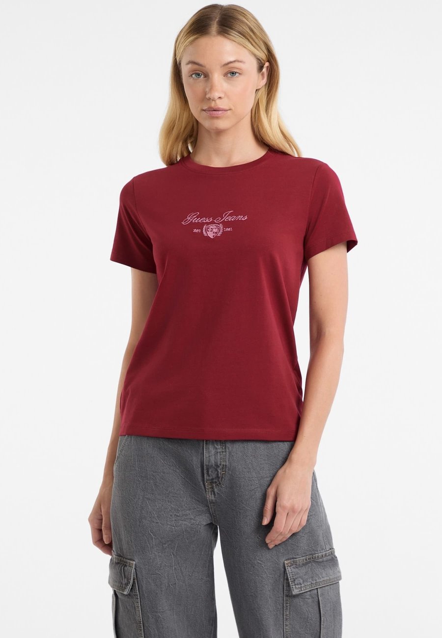 Футболка Guess Jeans LOGOSTICKEREI, Rot/Red
Футболка Guess Jeans LOGOSTICKEREI, Rot/Red