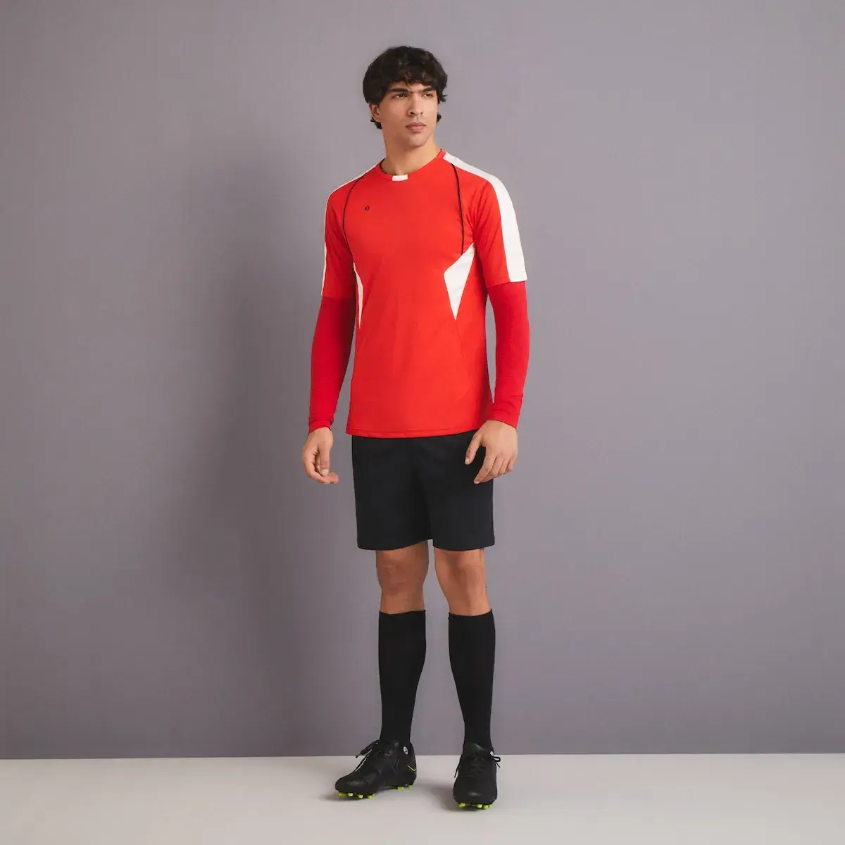 Термобелье футбольное мужское с длинным рукавом Boomerang, красный
Термобелье футбольное мужское с длинным рукавом Boomerang, красный