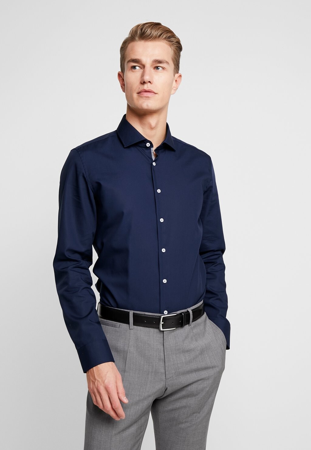 Классическая рубашка Kent Slim Fit Contrast Seidensticker, цвет dark blue
Классическая рубашка Kent Slim Fit Contrast Seidensticker, цвет dark blue