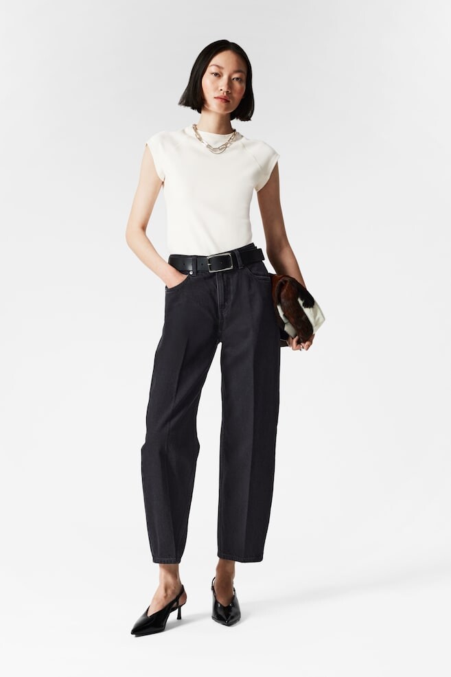 Зауженные джинсы & Other Stories, черный
Зауженные джинсы & Other Stories, черный