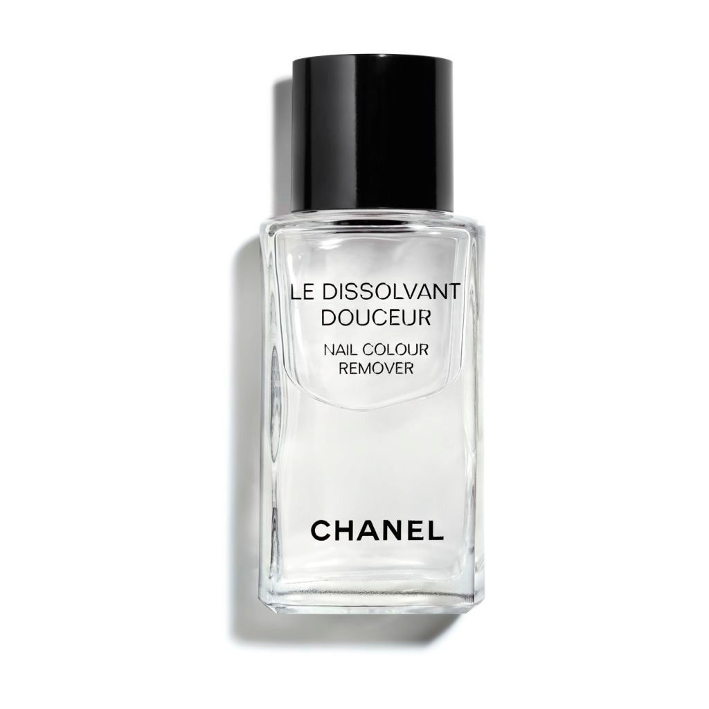 Жидкость для снятия лака le dissolvant douceur Chanel, объем 50 мл.
Жидкость для снятия лака le dissolvant douceur Chanel, объем 50 мл.