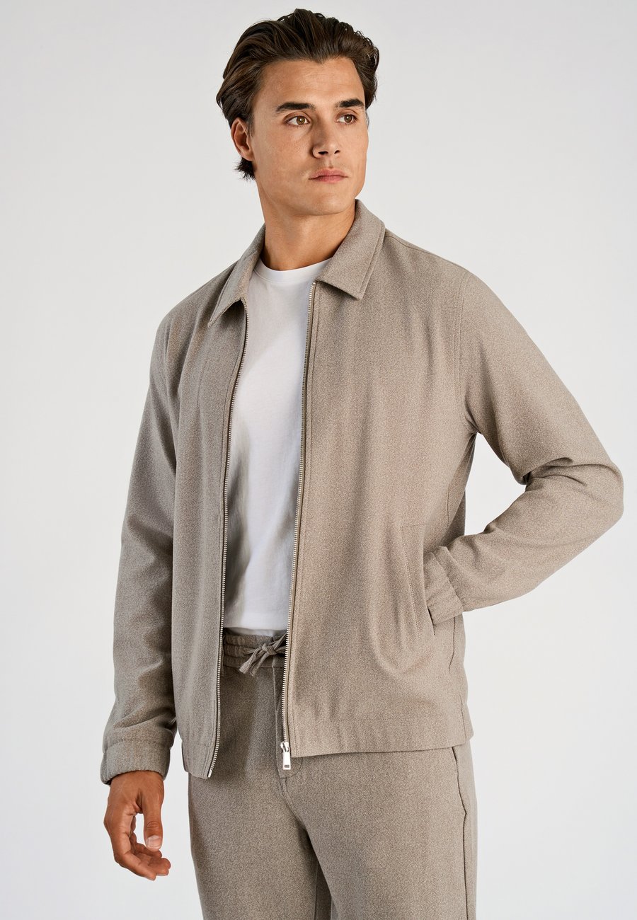 Куртка Lindbergh ZIP , Stone Mel/Stone
Куртка Lindbergh ZIP , Stone Mel/Stone