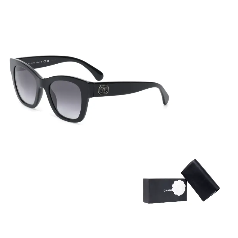 CHANEL Plate Frame Butterfly Sunglasses Women's Black
CHANEL Plate Frame Butterfly Sunglasses Women's Black