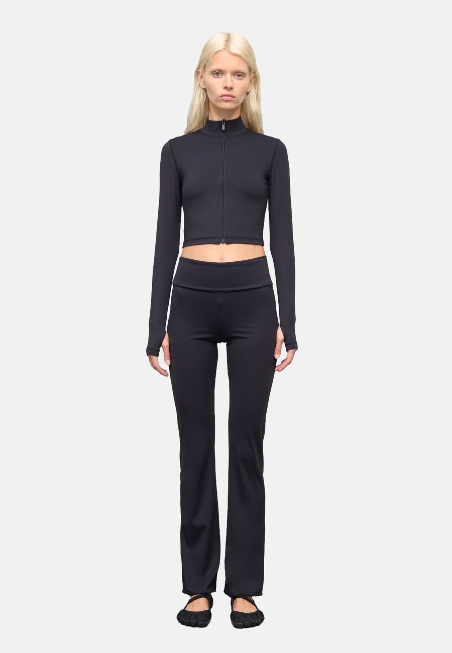 Брюки UTOPJA Trousers, Black
Брюки UTOPJA Trousers, Black