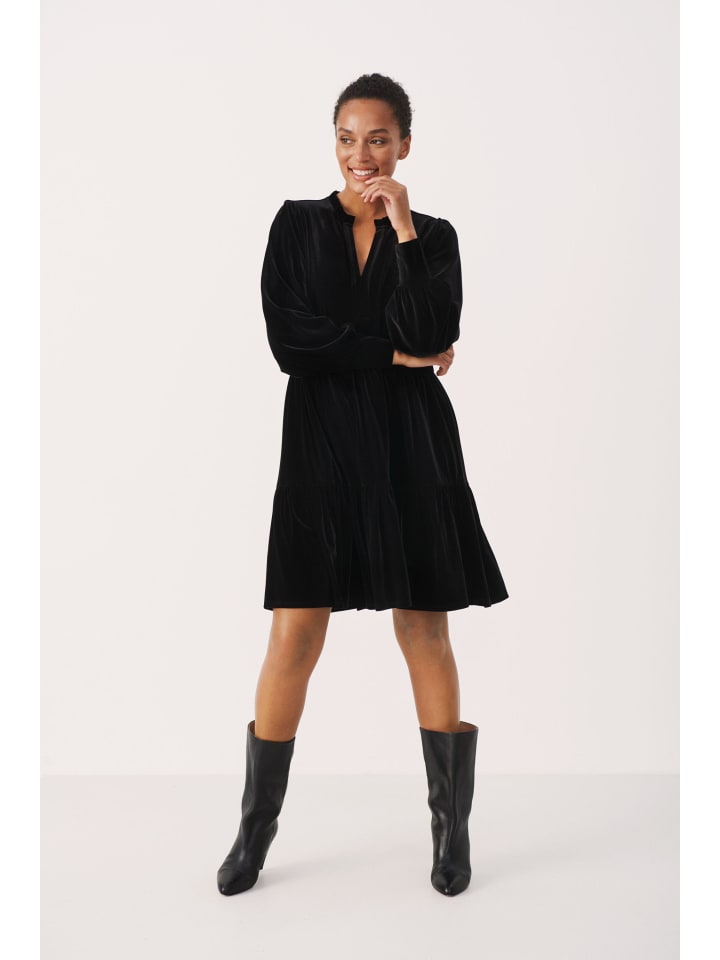 Платье ViggasePW, свободного кроя, черного цвета PART TWO
Платье ViggasePW, свободного кроя, черного цвета PART TWO