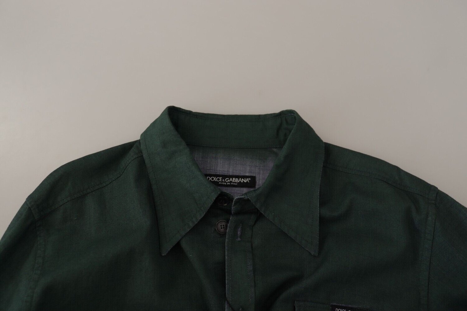 Dolce & Gabbana Emerald Elegance Slim Fit Повседневная мужская рубашка, цвет Dark Green
Dolce & Gabbana Emerald Elegance Slim Fit Повседневная мужская рубашка, цвет Dark Green