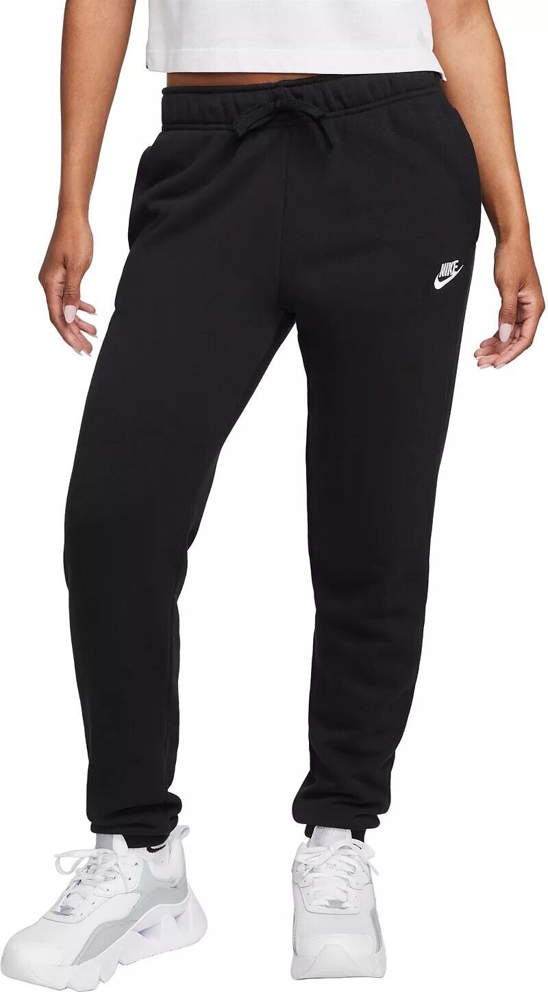 Женские флисовые джоггеры со средней посадкой Nike Sportswear Club, черный
Женские флисовые джоггеры со средней посадкой Nike Sportswear Club, черный