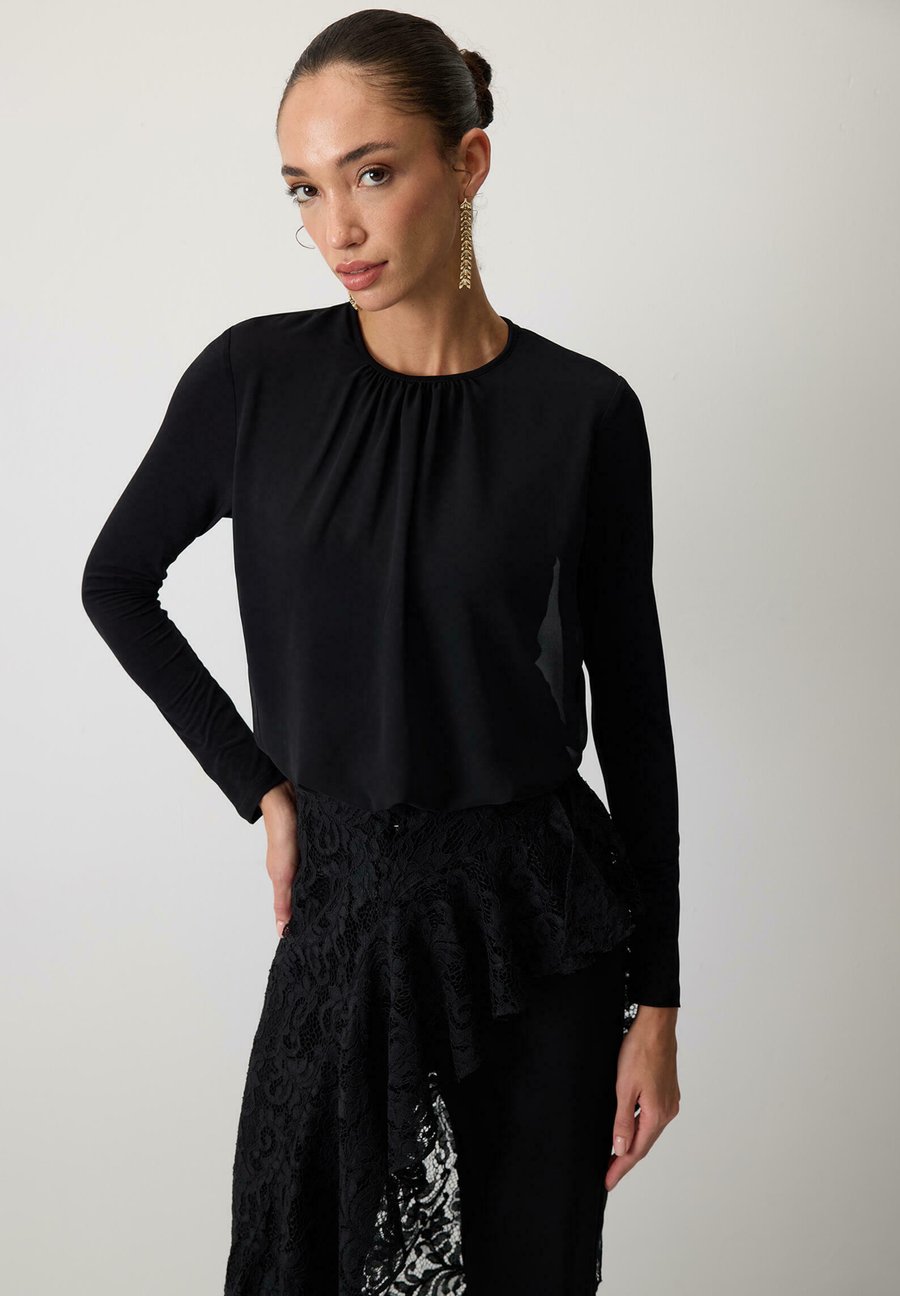 Блуза Touché Privé RUCHED, Black/Black
Блуза Touché Privé RUCHED, Black/Black