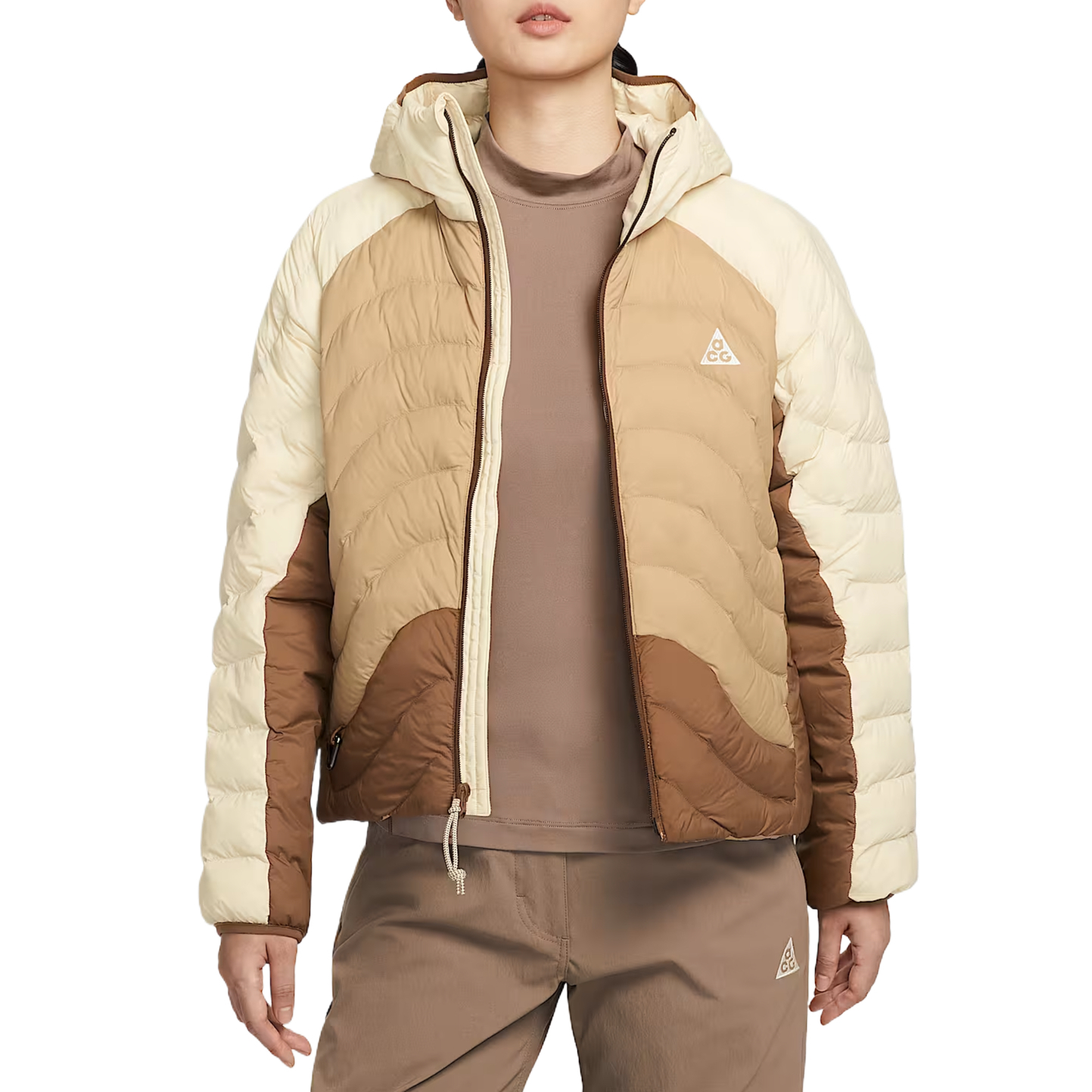 Nike Куртки ACG Puffer женские Light Khaki/Light Khaki/Apricot Tea Brown/Mountain White
Nike Куртки ACG Puffer женские Light Khaki/Light Khaki/Apricot Tea Brown/Mountain White