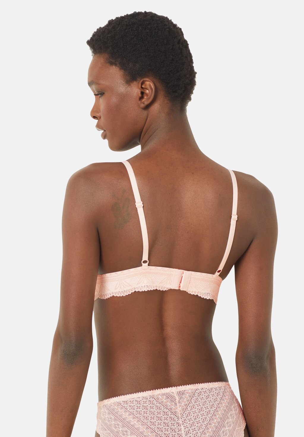 Бюстгальтер без косточек IDOLE WE Etam, розовый
Бюстгальтер без косточек IDOLE WE Etam, розовый