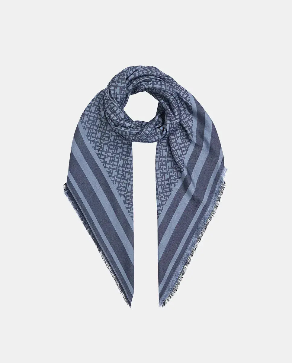 Синий носовой платок с монограммой Tommy Hilfiger, темно-синий
Синий носовой платок с монограммой Tommy Hilfiger, темно-синий