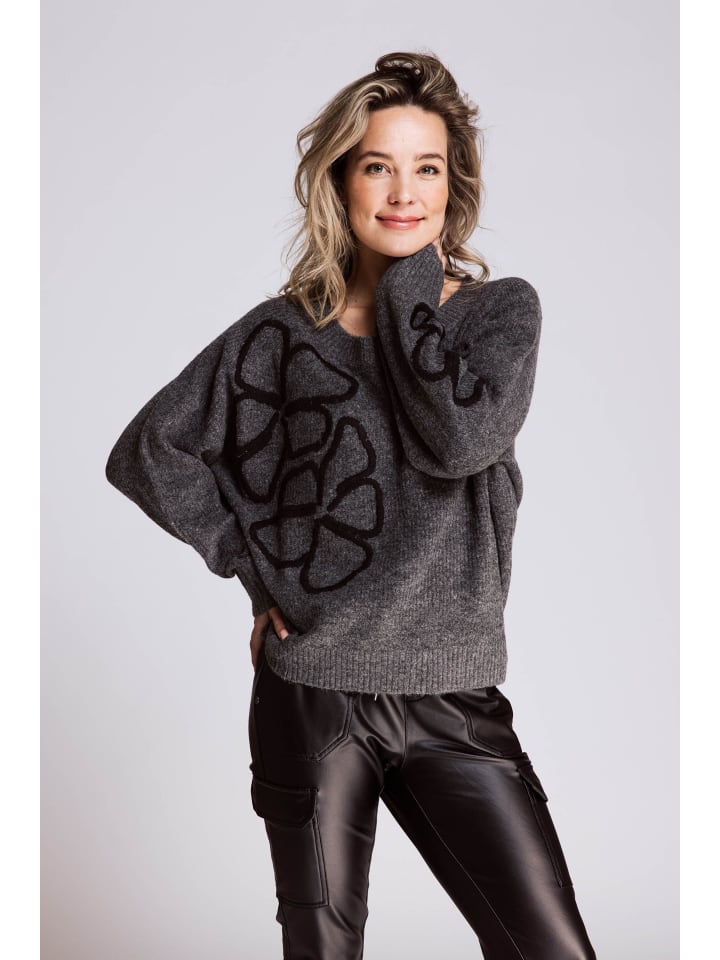 Свитер ZHRILL, черный
Свитер ZHRILL, черный