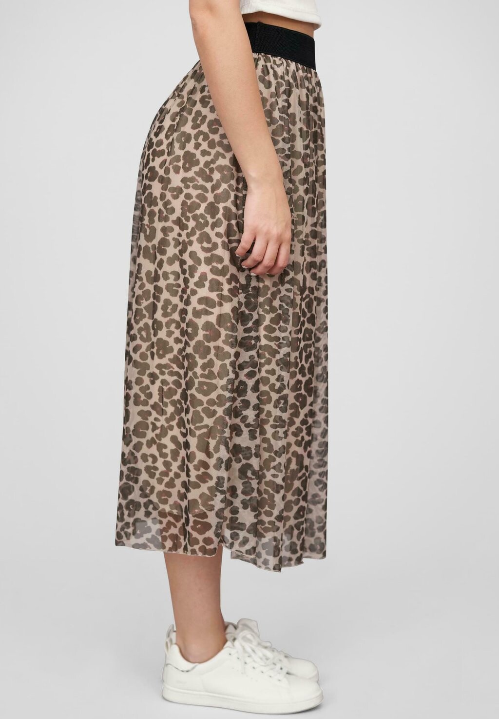 Юбка А-силуэта LONGFORM MIT LEOPRINT UND GUMMIBAND Cloud 5ive, бежевый
Юбка А-силуэта LONGFORM MIT LEOPRINT UND GUMMIBAND Cloud 5ive, бежевый