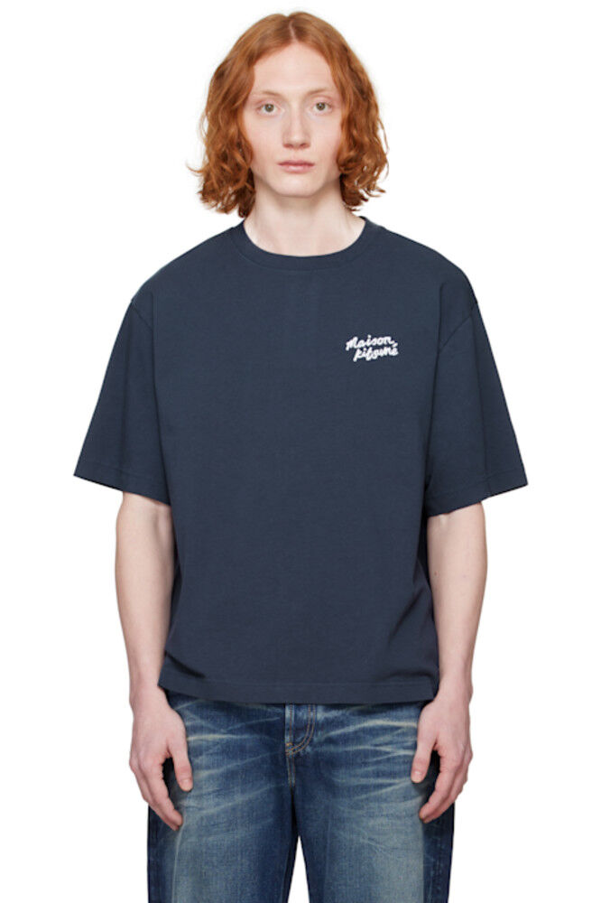 Футболка большого размера с надписью «Maison Kitsuné» темно-синего цвета 
Футболка большого размера с надписью «Maison Kitsuné» темно-синего цвета