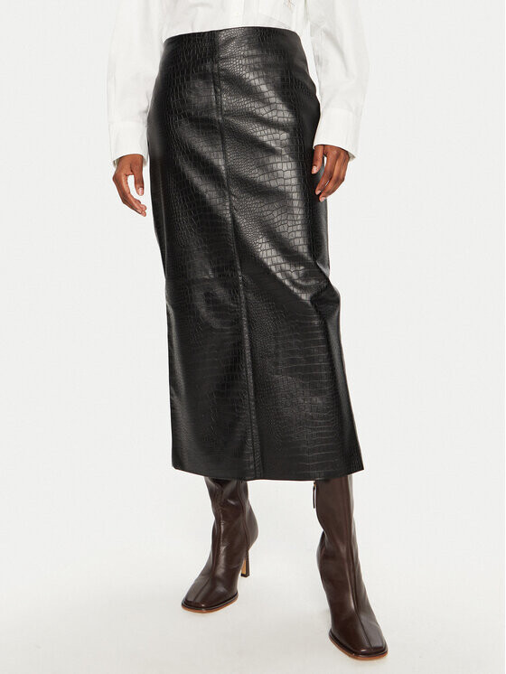 Юбка из искусственной кожи стандартного кроя Bruuns Bazaar, черный
Юбка из искусственной кожи стандартного кроя Bruuns Bazaar, черный