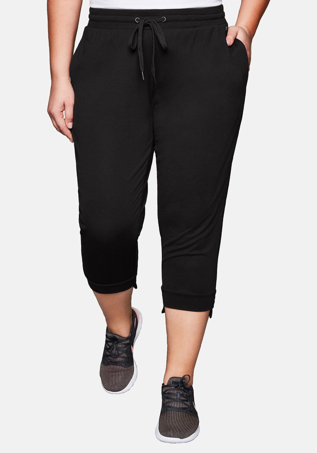 Функциональные спортивные брюки длиной 3/4, дышащие sheego, черный
Функциональные спортивные брюки длиной 3/4, дышащие sheego, черный