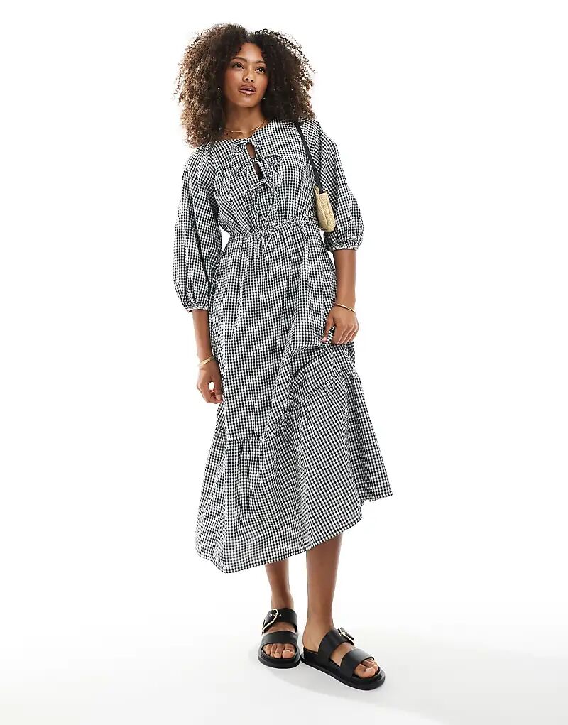 Платье миди New Look с завязкой спереди в черную клетку в клетку New Look
Платье миди New Look с завязкой спереди в черную клетку в клетку New Look