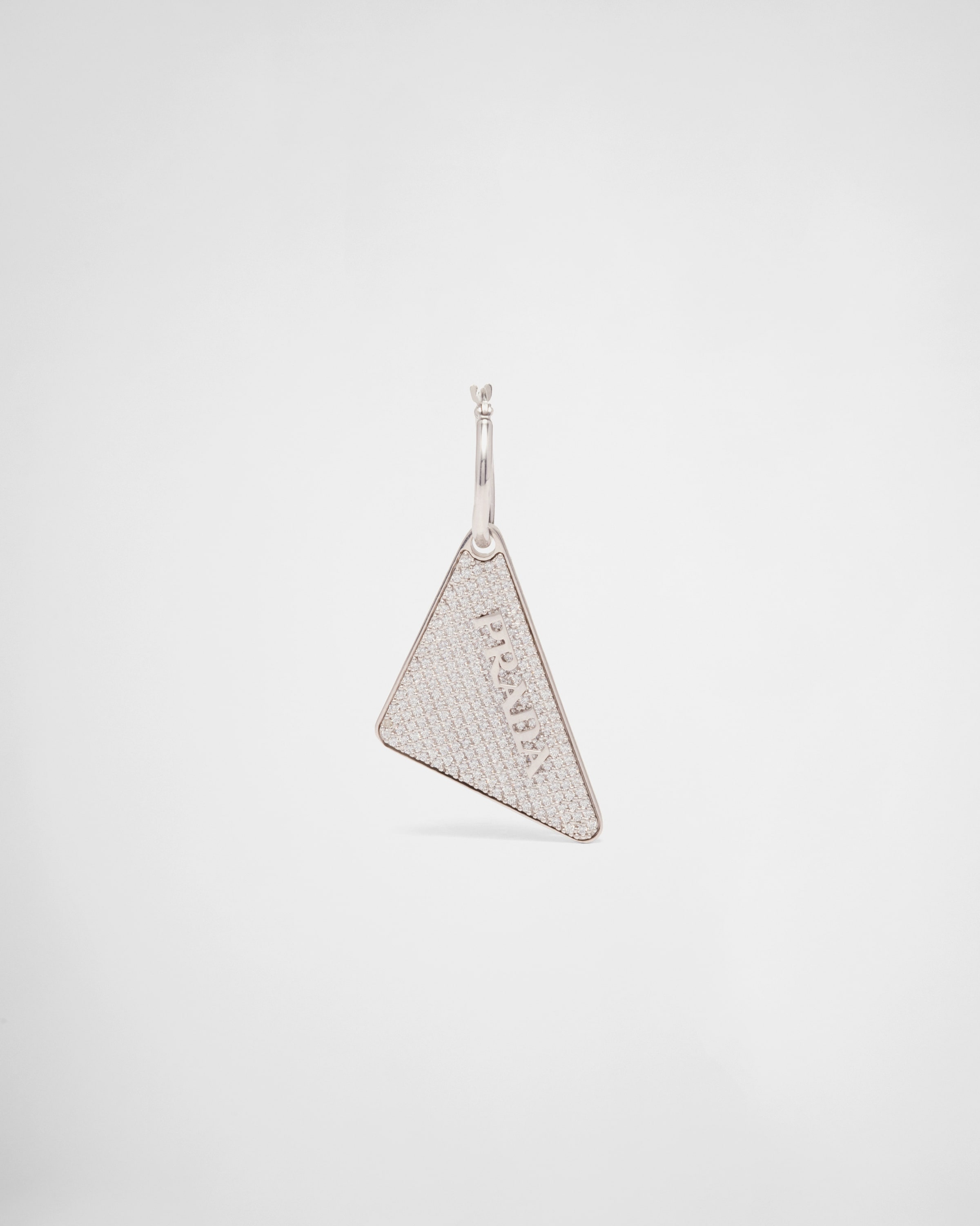 Серьга правая Crystal Logo Jewels Prada, кристалл
Серьга правая Crystal Logo Jewels Prada, кристалл