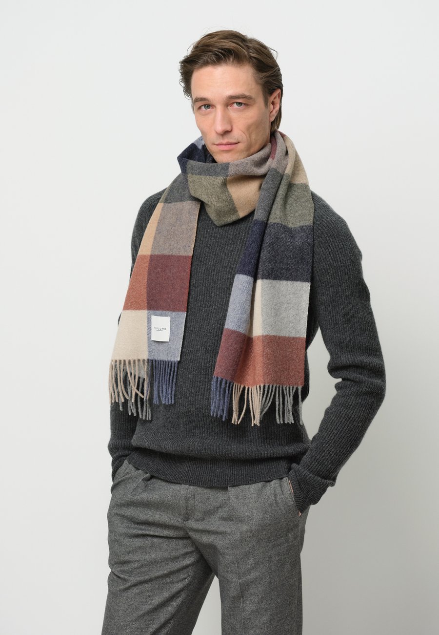 Шарф PROFUOMO Scarf, Rust/Red
Шарф PROFUOMO Scarf, Rust/Red