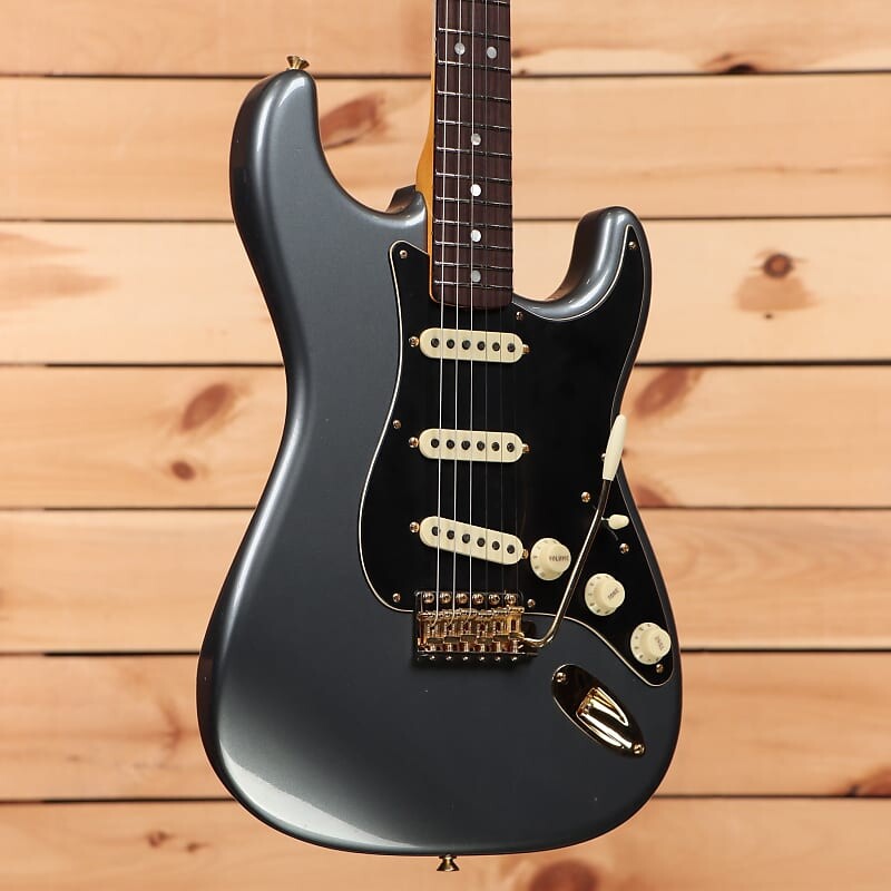Электрогитара Fender Custom Shop Limited 1965 Dual-Mag Stratocaster Journeyman Relic - Faded/Aged Charcoal Frost Metallic - CZ571255 - PLEK'd
Электрогитара Fender Custom Shop Limited 1965 Dual-Mag Stratocaster Journeyman Relic - Faded/Aged Charcoal Frost Metallic - CZ571255 - PLEK'd