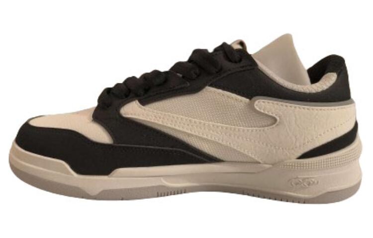 Кеды, обувь для скейтбординга Matchless New Year's Edition, женская, низкая, черный/белый Erke
Кеды, обувь для скейтбординга Matchless New Year's Edition, женская, низкая, черный/белый Erke