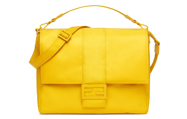 FENDI Сумка-мессенджер из нейлона сумка-багет
FENDI Сумка-мессенджер из нейлона сумка-багет