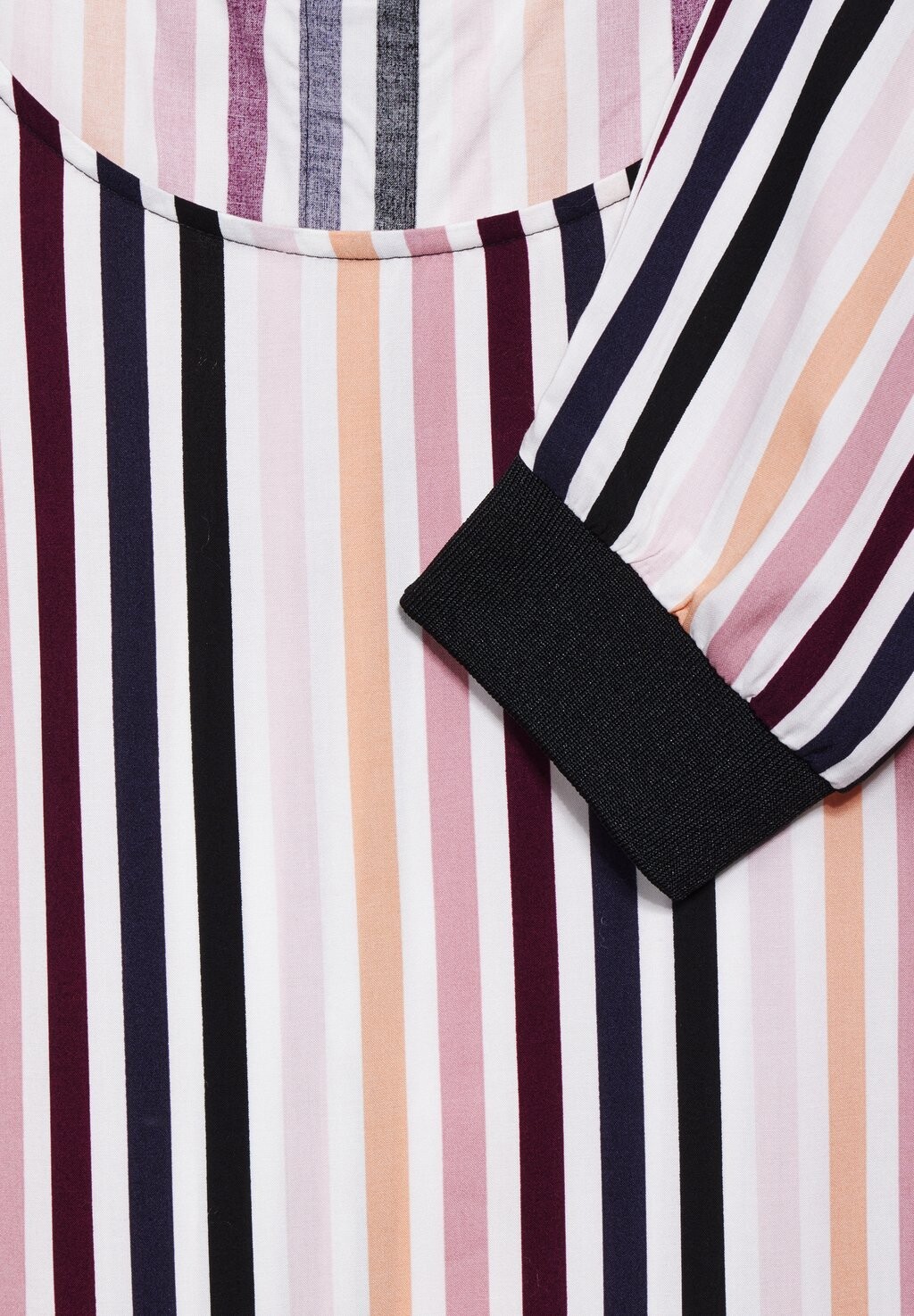 Блуза MIT TAPE-DETAILS Street One, розовый
Блуза MIT TAPE-DETAILS Street One, розовый