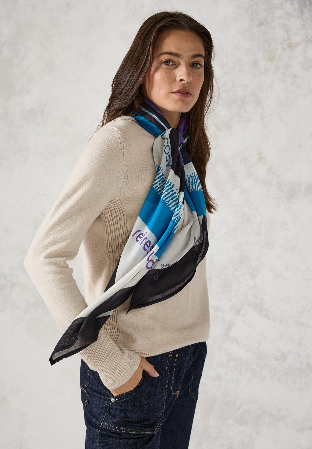 Шарф BEDRUCKTES Cecil, антрацит
Шарф BEDRUCKTES Cecil, антрацит