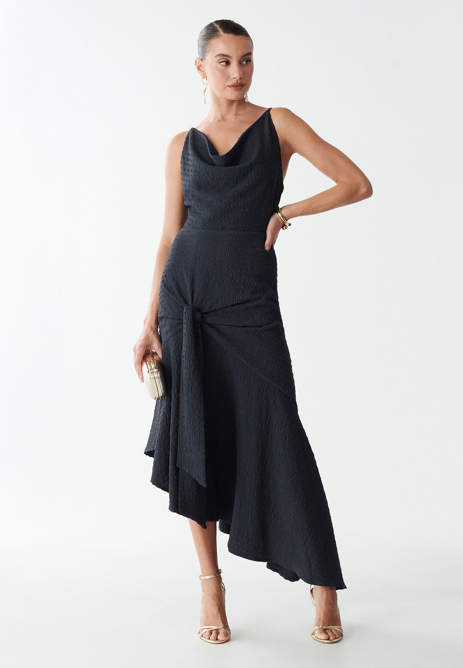 Платье BWLDR LEO MIDI, Charcoal/Dark Grey
Платье BWLDR LEO MIDI, Charcoal/Dark Grey