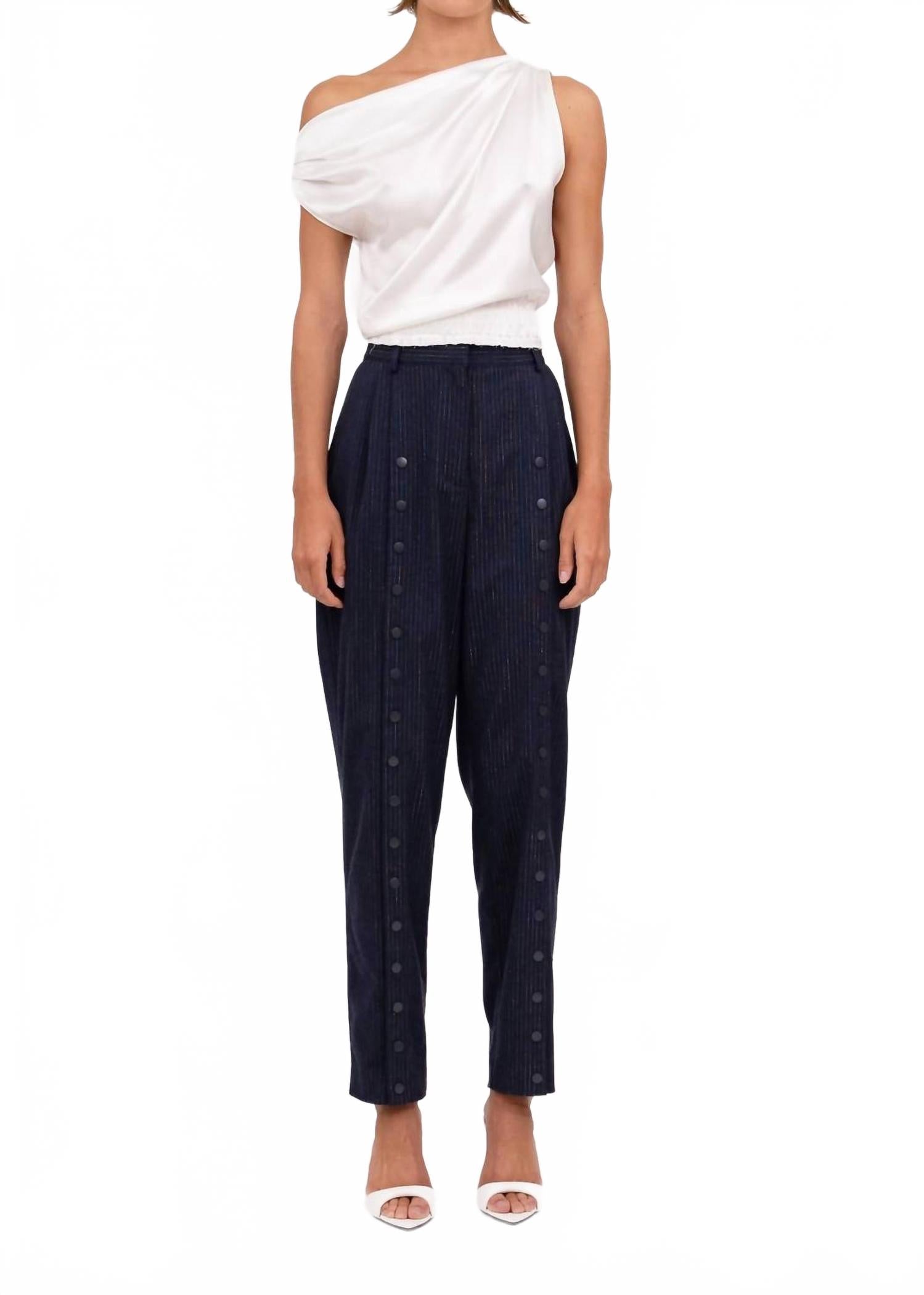 Алессия Прямые брюки в полоску сумеречного/серебристого цвета NONCHALANTLABEL
Алессия Прямые брюки в полоску сумеречного/серебристого цвета NONCHALANTLABEL