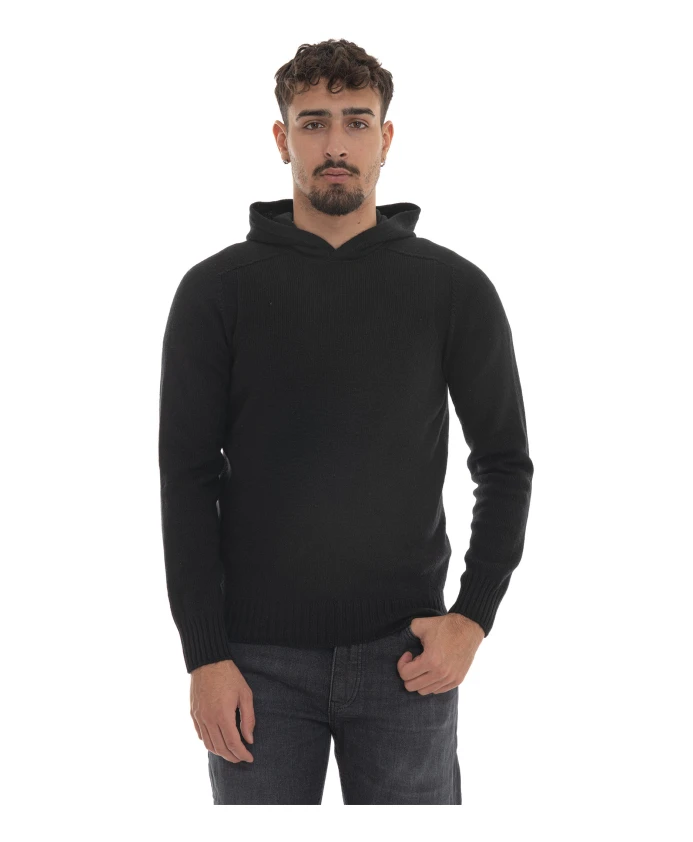 Вязаный свитер с капюшоном Gran Sasso, черный
Вязаный свитер с капюшоном Gran Sasso, черный