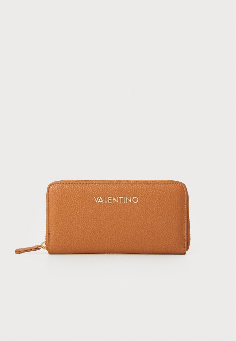 Кошелек Valentino Bags BRIXTON, Cuoio/Brown
Кошелек Valentino Bags BRIXTON, Cuoio/Brown