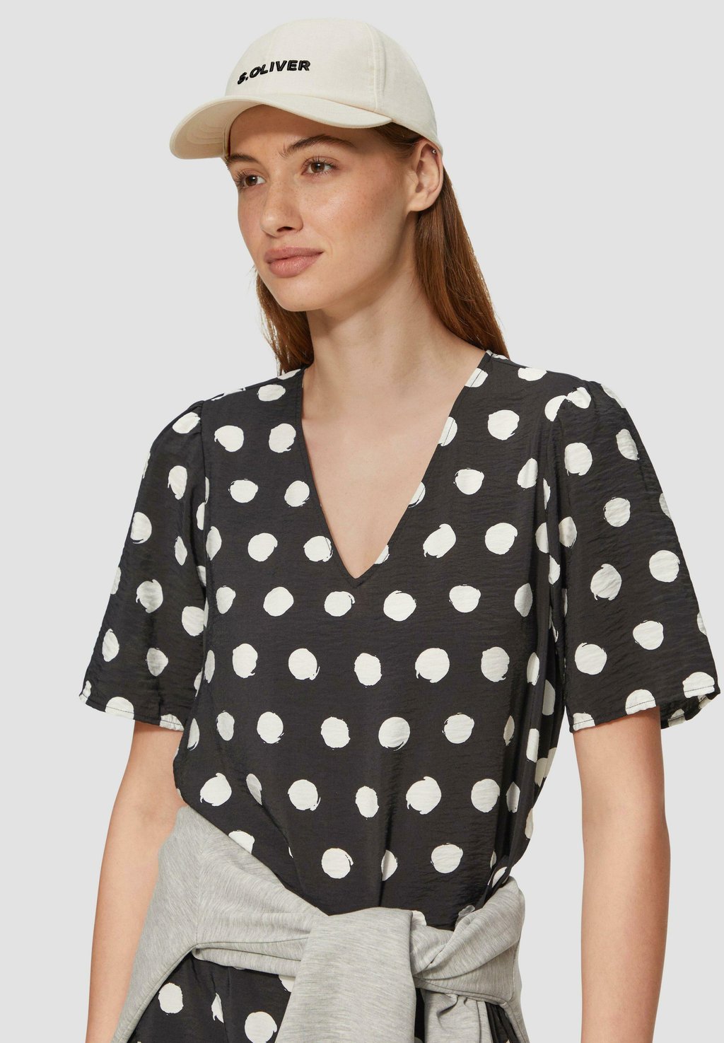 Бейсболка MIT LOGO-STICKEREI s.Oliver, бежевый
Бейсболка MIT LOGO-STICKEREI s.Oliver, бежевый