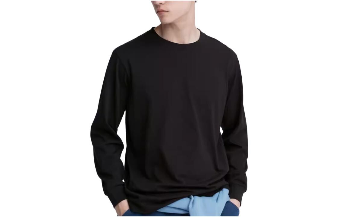 UNIQLO Мужская футболка, цвет Black
UNIQLO Мужская футболка, цвет Black