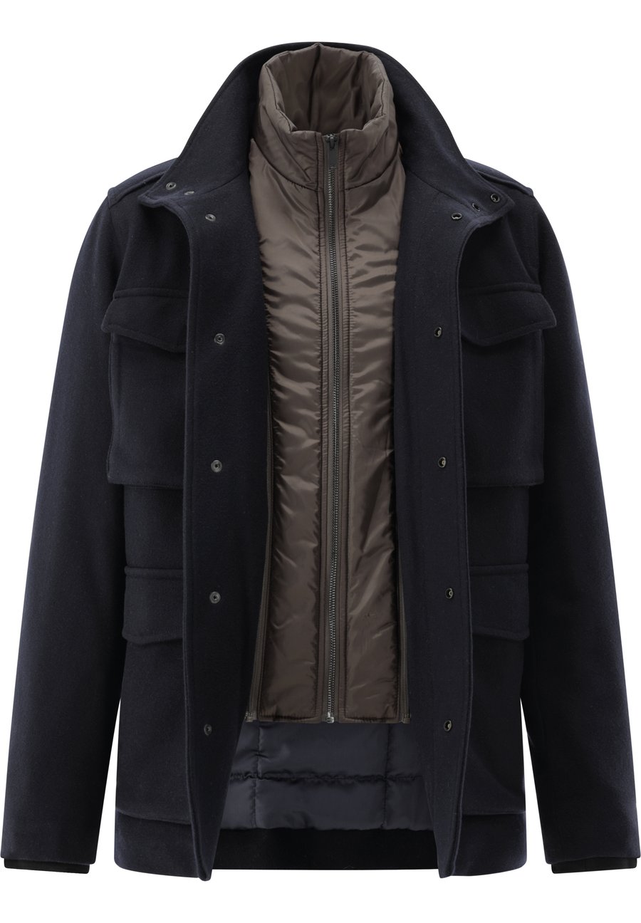 Куртка Carl Gross Winter jacket, Dunkelblau/Dark Blue
Куртка Carl Gross Winter jacket, Dunkelblau/Dark Blue