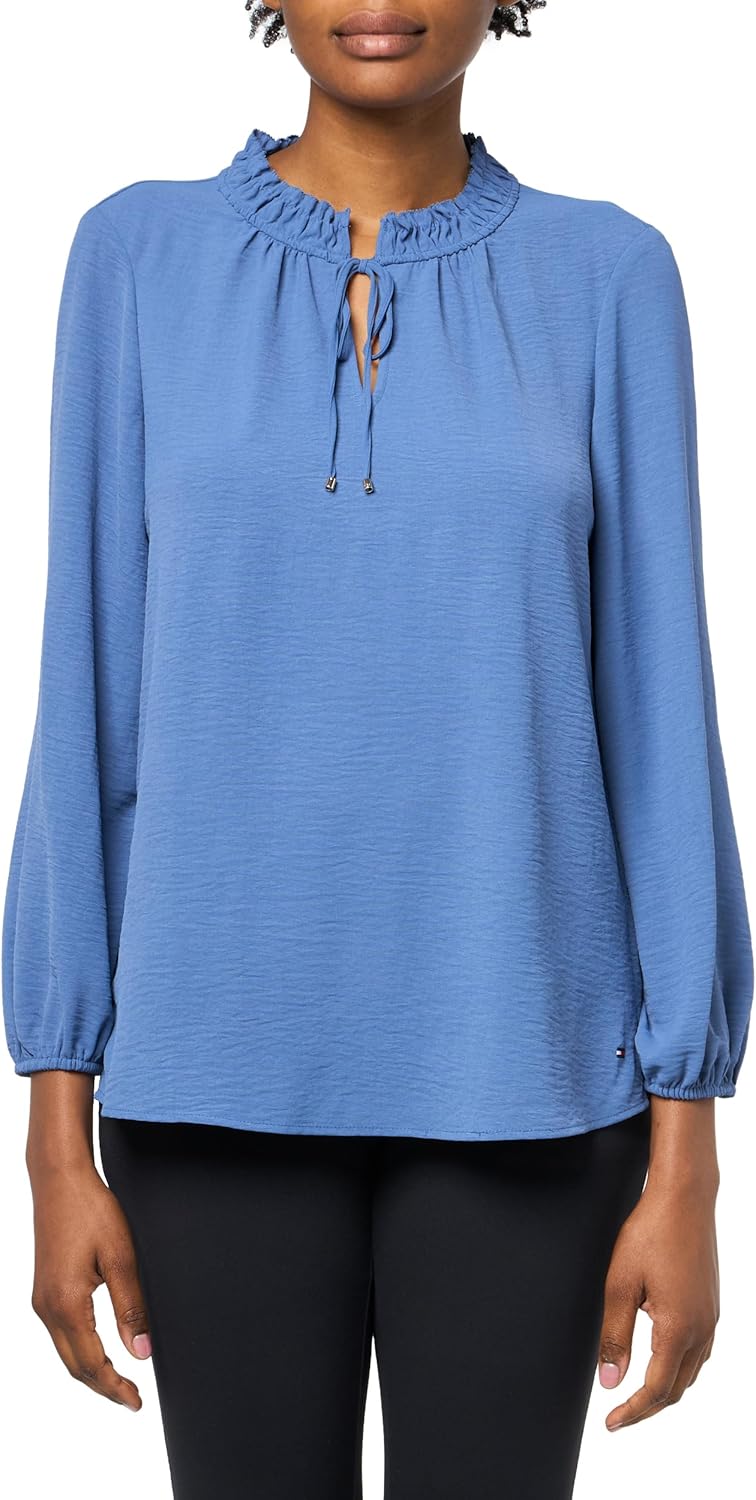 Женская спортивная блузка с длинным рукавом Tommy Hilfiger с завязкой, Harbor Blue
Женская спортивная блузка с длинным рукавом Tommy Hilfiger с завязкой, Harbor Blue