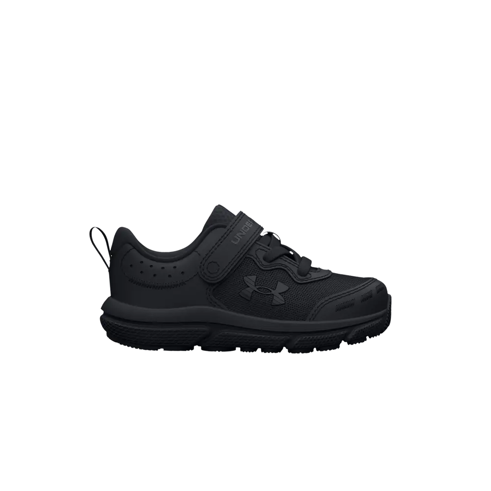 Кроссовки Assert 10 AC TD Under Armour, черный 
Кроссовки Assert 10 AC TD Under Armour, черный