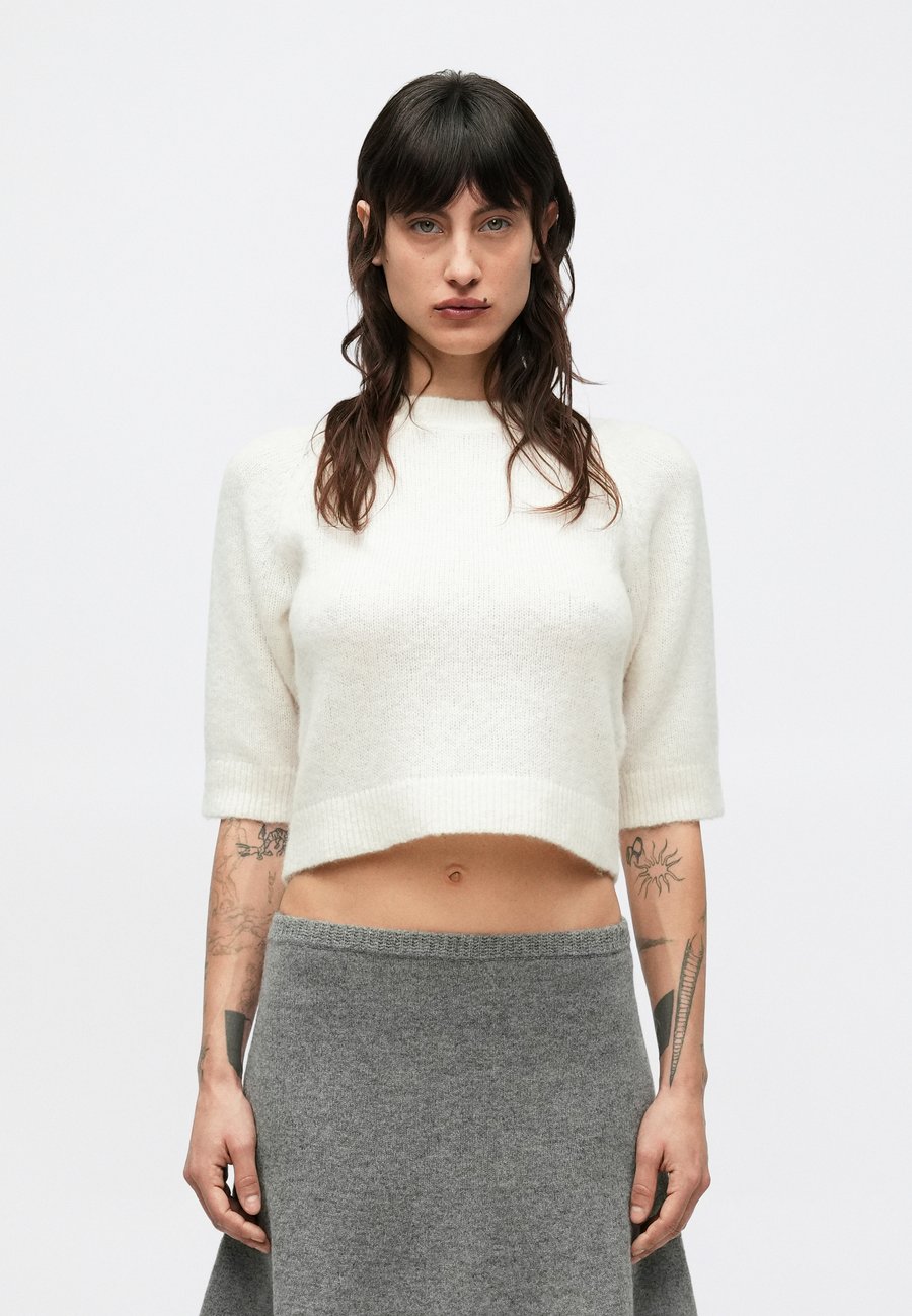 Джемпер DESIGNERS REMIX VERONA TEE, Cream/Off-White
Джемпер DESIGNERS REMIX VERONA TEE, Cream/Off-White