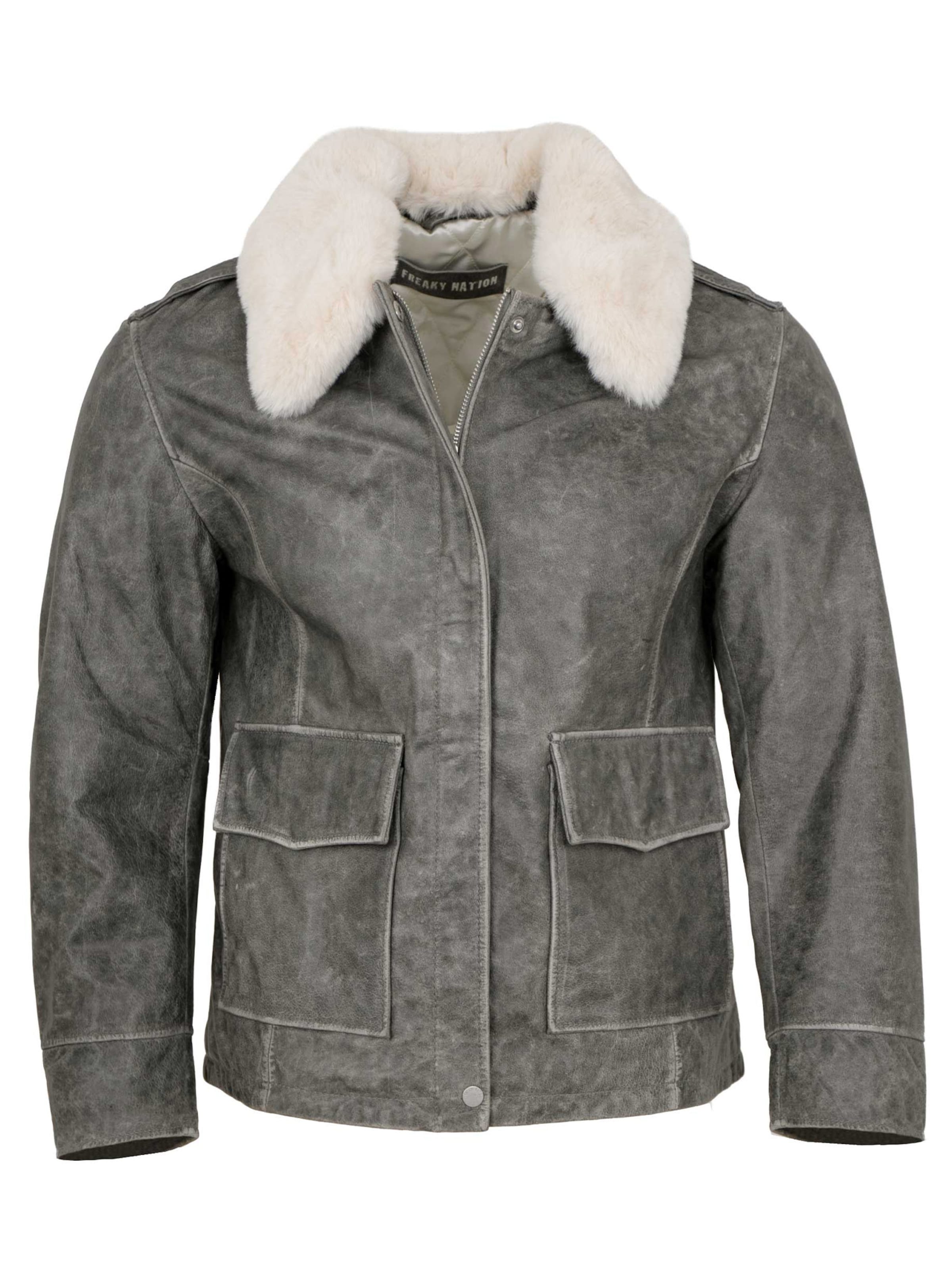 FREAKY NATION Куртка межсезонная 'Go For-FN' в сером цвете
FREAKY NATION Куртка межсезонная 'Go For-FN' в сером цвете