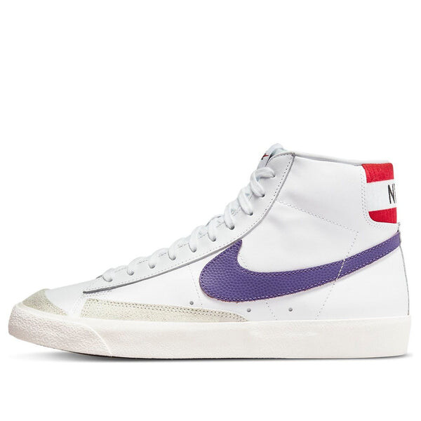 Кроссовки blazer mid '77 vintage 'mismatched basketball leather swooshes white' Nike, белый
Кроссовки blazer mid '77 vintage 'mismatched basketball leather swooshes white' Nike, белый