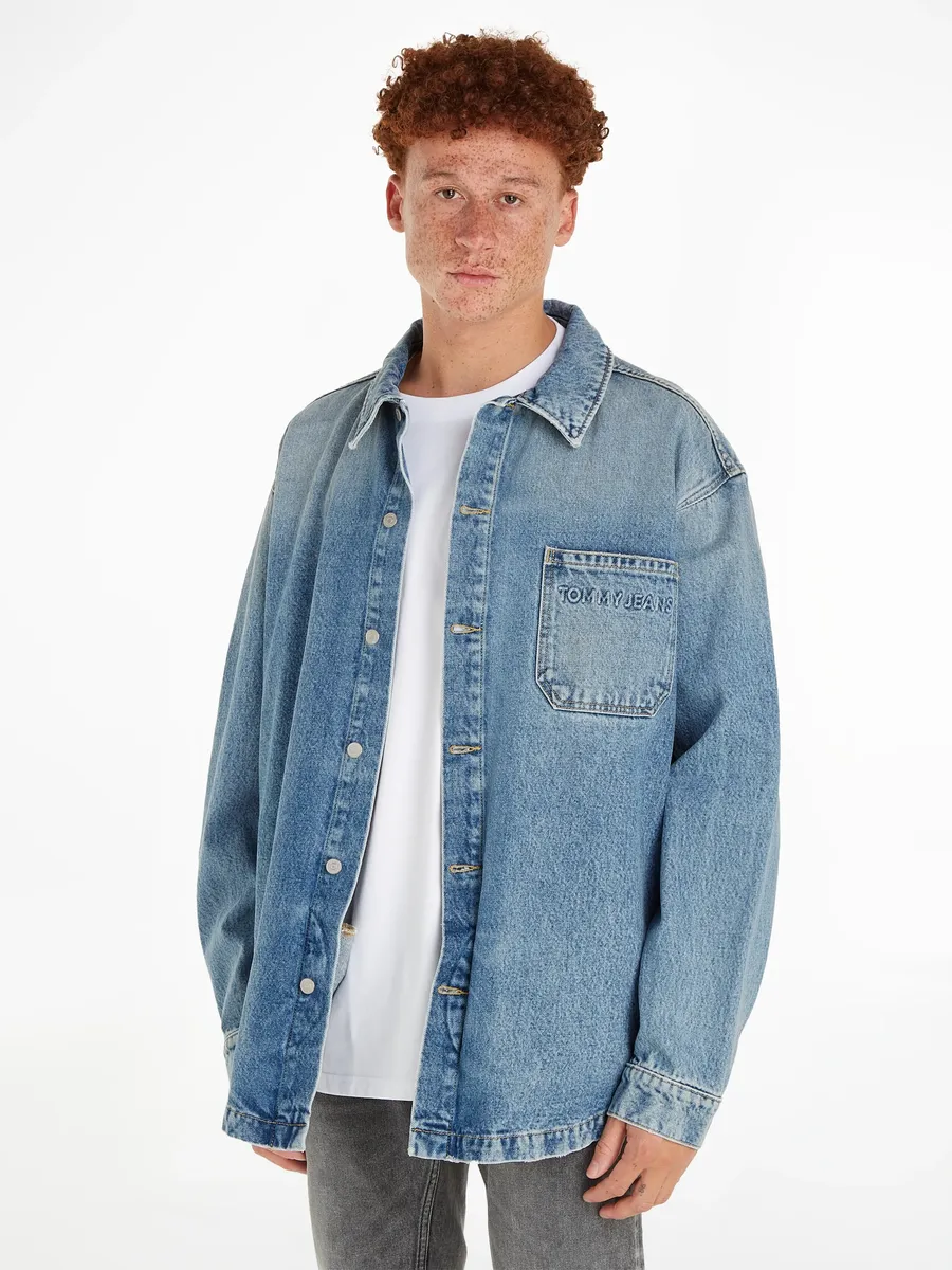 Верхняя рубашка Tommy Jeans "AIDEN OVERSHIRT AH7017", с надписью-логотипом, джинсовый
Верхняя рубашка Tommy Jeans "AIDEN OVERSHIRT AH7017", с надписью-логотипом, джинсовый