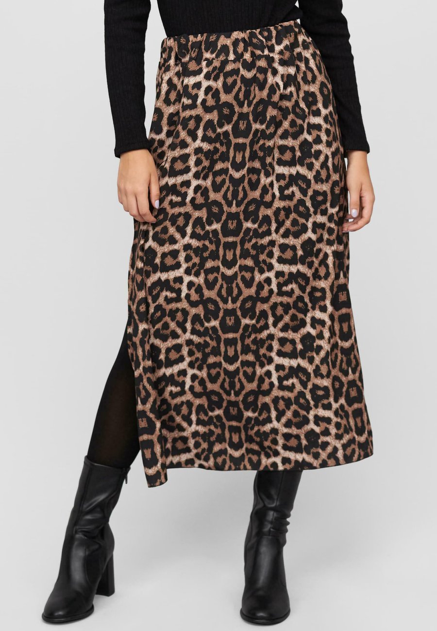 Юбка Cloud 5ive LONGFORM WITH SLIT, Leo/Black
Юбка Cloud 5ive LONGFORM WITH SLIT, Leo/Black