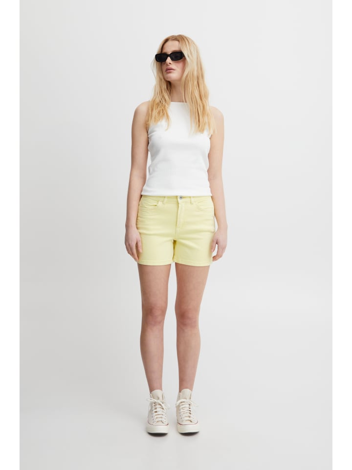 Джинсовые шорты IHCENNY классического кроя цвета французской ванили ICHI
Джинсовые шорты IHCENNY классического кроя цвета французской ванили ICHI