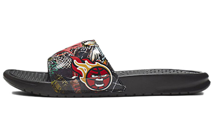 Шлепанцы Nike Benassi унисекс 
Шлепанцы Nike Benassi унисекс