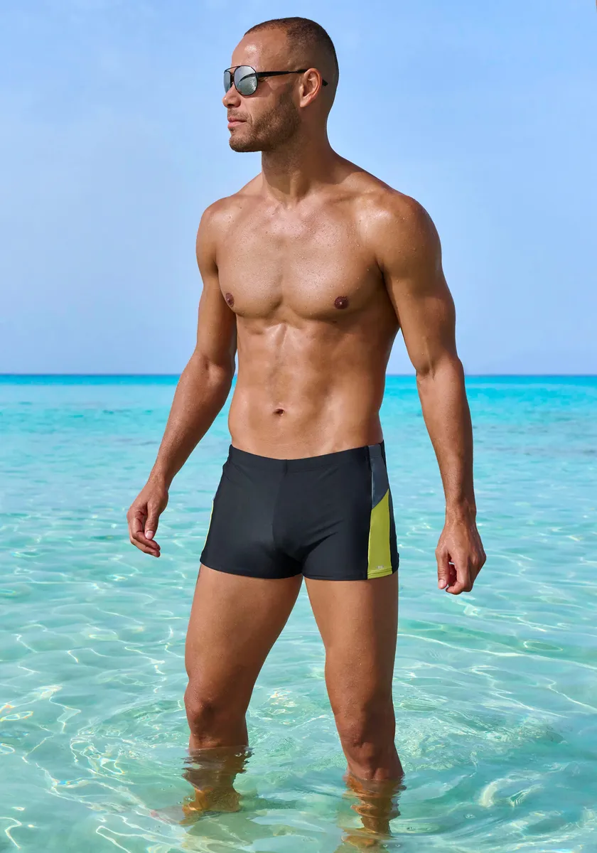 Плавки-боксеры H.I.S, дизайн колор-блоков, желтый 
Плавки-боксеры H.I.S, дизайн колор-блоков, желтый