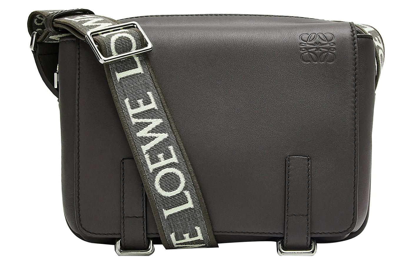 Военный мессенджер в мягкой гладкой телячьей коже и жаккарде XS темно-серый LOEWE
Военный мессенджер в мягкой гладкой телячьей коже и жаккарде XS темно-серый LOEWE