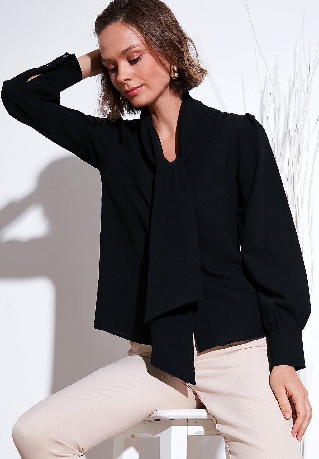 Блузка на пуговицах REGULAR FIT LELA, черный
Блузка на пуговицах REGULAR FIT LELA, черный