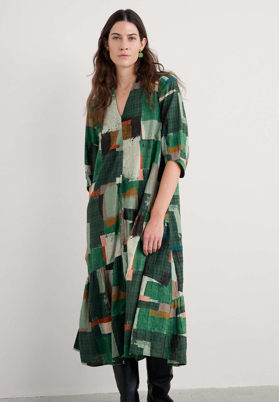 Платье Seasalt Cornwall WINDBLOWN , Green Aerial Field Coppice/Green
Платье Seasalt Cornwall WINDBLOWN , Green Aerial Field Coppice/Green