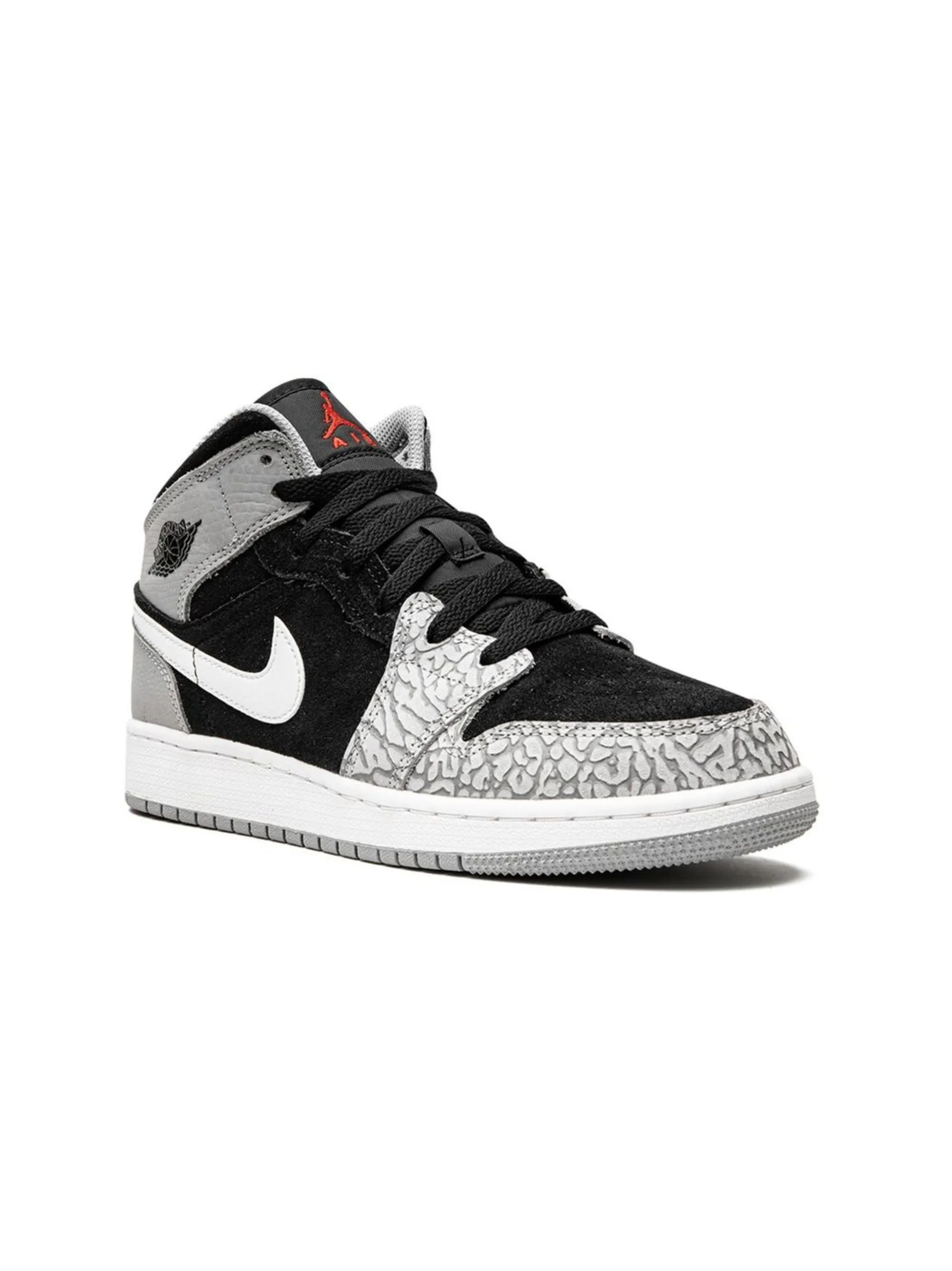 Кроссовки Air Jordan 1 Mid SE Jordan Kids, черный
Кроссовки Air Jordan 1 Mid SE Jordan Kids, черный