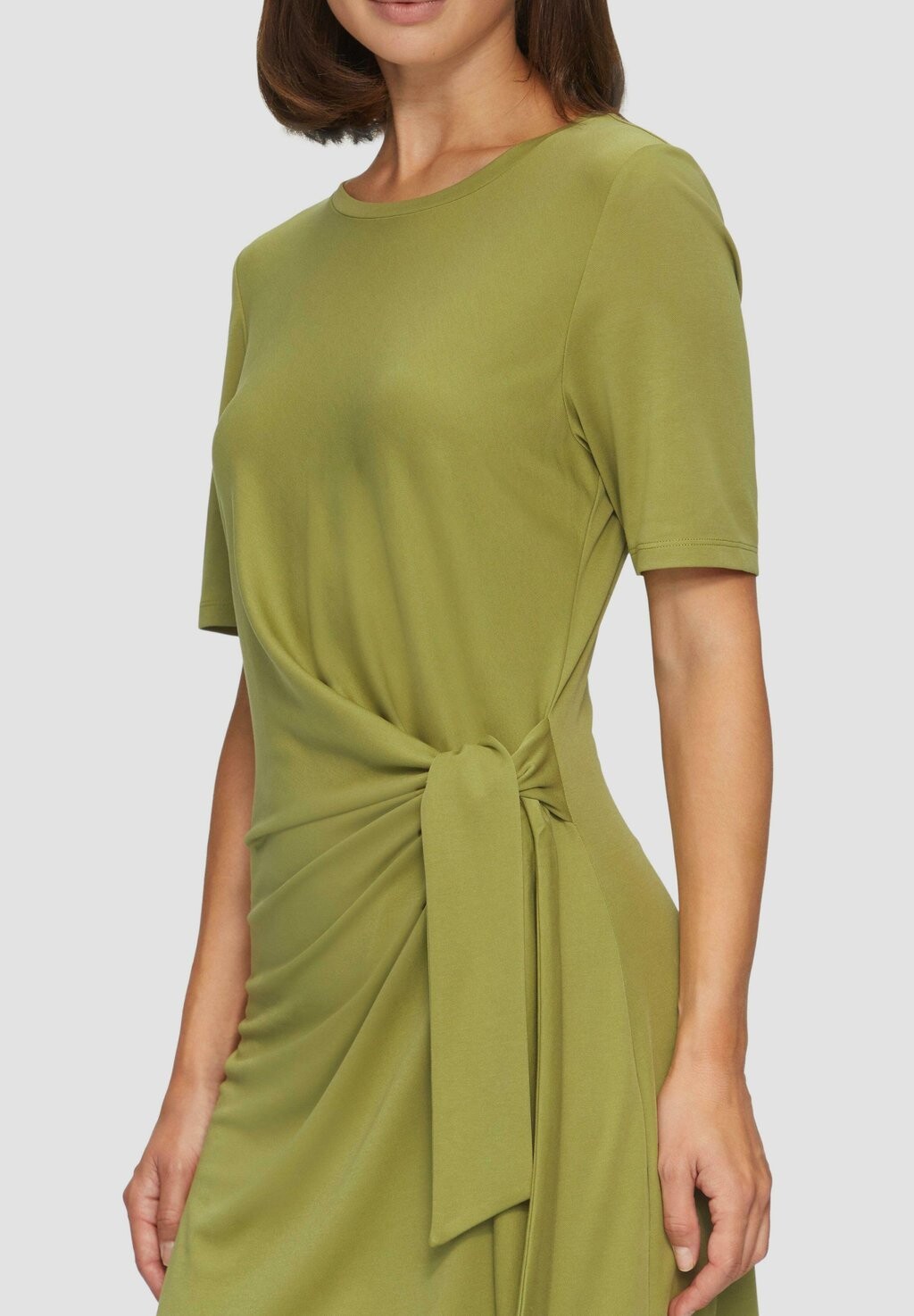 Платье из джерси MIT KNOTEN DETAIL s.Oliver, светло-зеленый
Платье из джерси MIT KNOTEN DETAIL s.Oliver, светло-зеленый